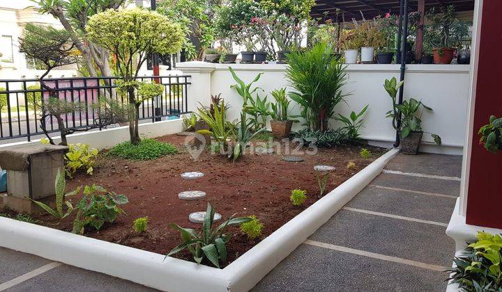 Rumah 2 Lantai SHM Sudah Renovasi di Beverly hills  duta garden 2