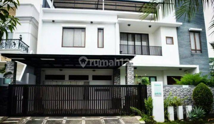 Rumah dijual !! Taman golf 3 Lantai SHM hadap timur di modernland 1