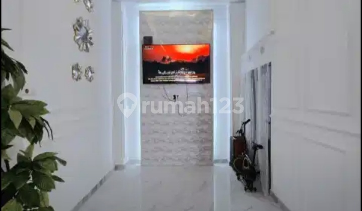 For Sale 2-Story House Newly Renovated in Graha Raya Cluster 2