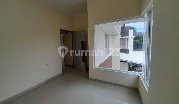 Rumah Modern 2 Lantai Akses Dan Lokasi Strategis di Jatisampurna 4