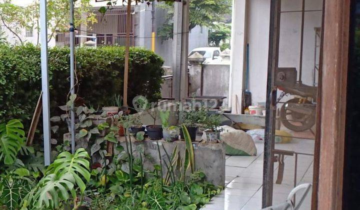 Rumah Luas Besar Hoek di Taman Cibaduyut Indah, Bandung 1