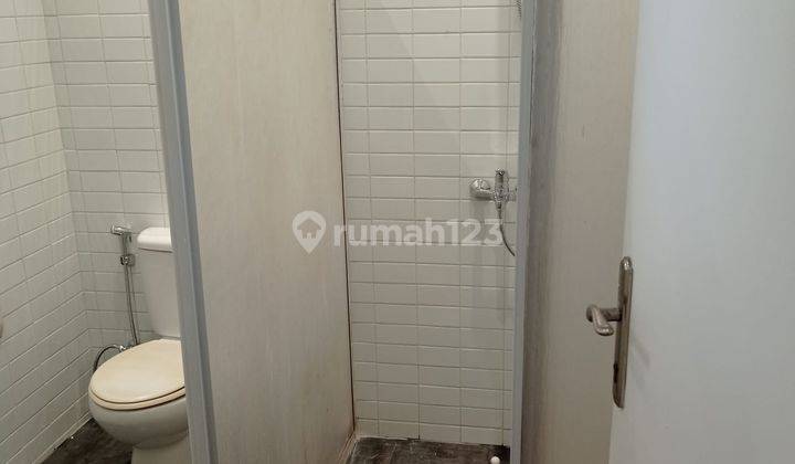 Rumah Modern Klasik Terawat di Tatar Pitaloka Kota Baru Parahyangan Full Furnished