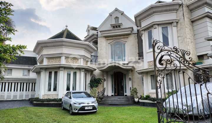 Rumah Hunian Mewah di Kawasan Duren Tiga Mampang, Jakarta Selatan 2