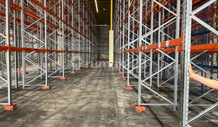 Industrial Land in a Very Strategic Location by the Roadside, Cikarang Industrial Land in a Very Strategic Location by the Roadside, Cikarang