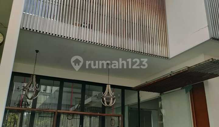 Rumah Siap Huni Include Bioskop Room di Radio Dalam, Jakarta Selatan