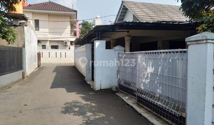 Rumah Bagus di Jagakarsa, Jakarta Selatan 1