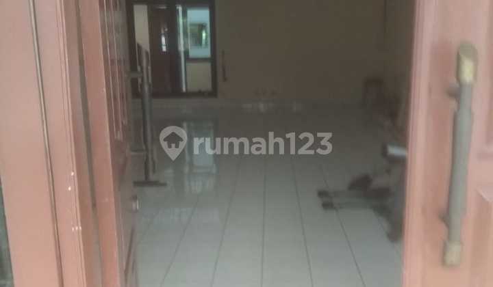 House in Benda, Kebayoran Baru, South Jakarta House in Benda, Kebayoran Baru, South Jakarta