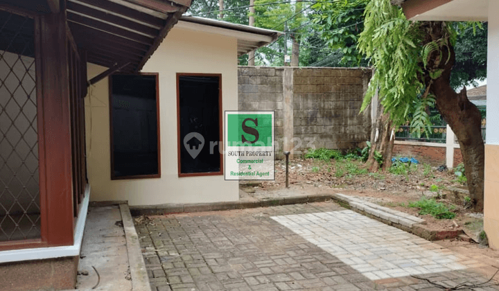 Rumah Hunian di Rajasa, Jakarta Selatan 2