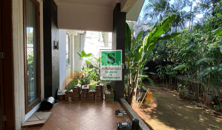 Rumah di Kawasan Kebayoran Baru, Jakarta Selatan 2