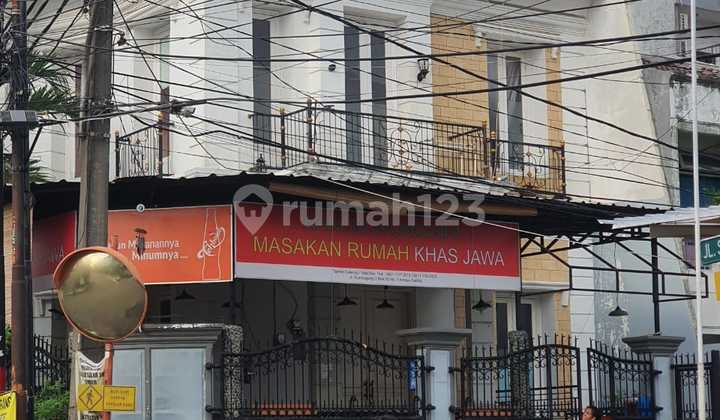 Strategic Location Boarding House in Kelapa Gading Suitable for Investors