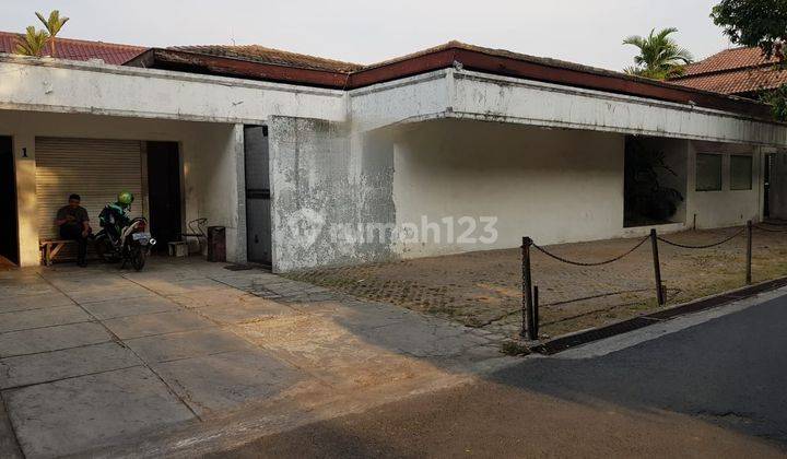 Rumah di Kawasan Kemang, Jakarta Selatan 1