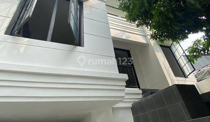 Rumah Baru Siap Huni di Pondok Indah, Jakarta Selatan 1