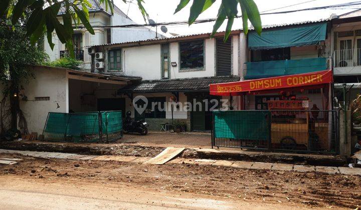 Rumah di Kawasan Komersil Senopati Jakarta Selatan 1