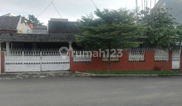 Rumah Siap Huni di Kawasan Komplek Cipulir, Jakarta Selatan Rumah Siap Huni di Kawasan Komplek Cipulir, Jakarta Selatan