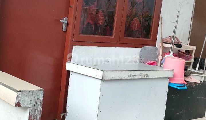 Kontrakan 3 Petak di Kawasan Jurangmangu, Tangerang