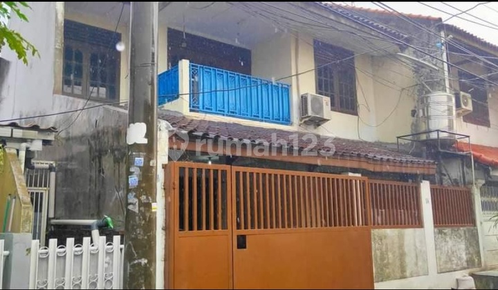 Rumah Hunian di Kawasan Pancoran, Jakarta Selatan