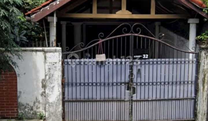 Rumah Hunian One Gate Access di Senopati, Jakarta Selatan