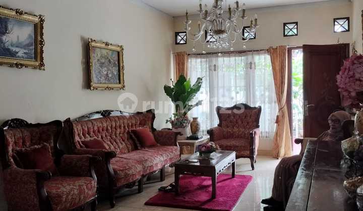 Rumah Hunian di Kawasan Megapolitan Cinere, Depok