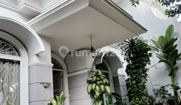 Rumah Siap Huni di Pondok Indah, Lokasi Premium