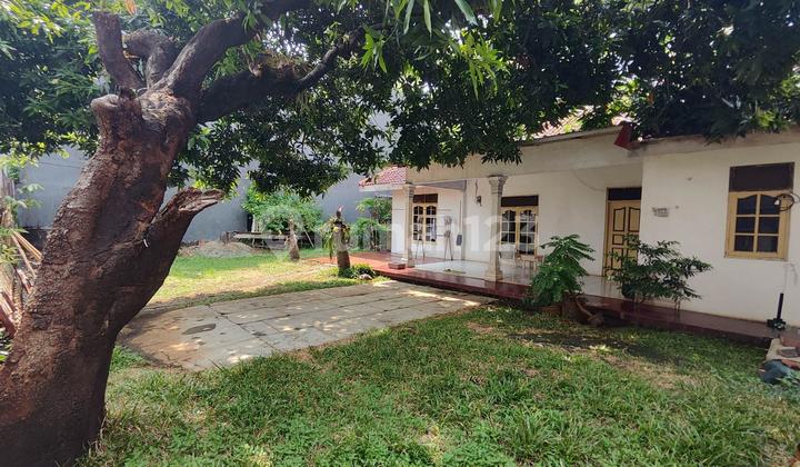 Rumah di Kawasan Kebayoran Lama dekat ke Gandaria City, Jakarta Selatan 2