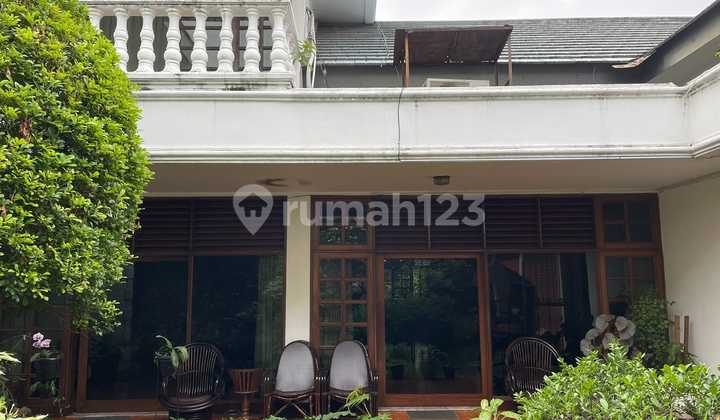 Rumah Siap Huni Kawasan Elite Menteng, Jakarta Pusat