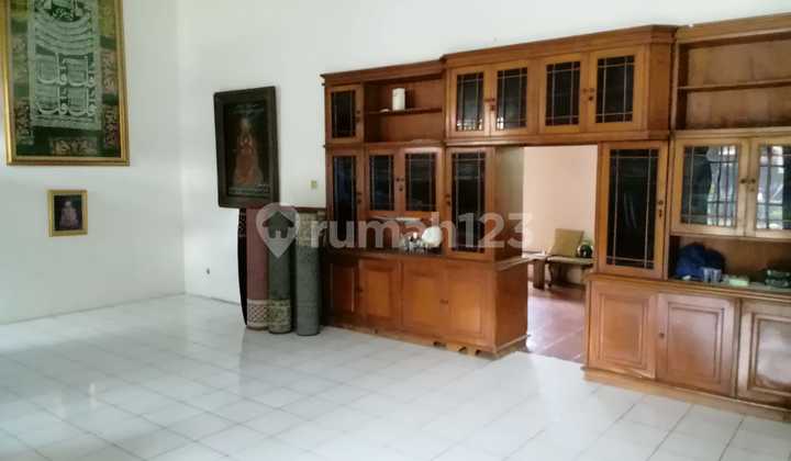 Tanah dengan Bangunan Rumah di Kawasan Ciganjur, Jakarta Selatan 2