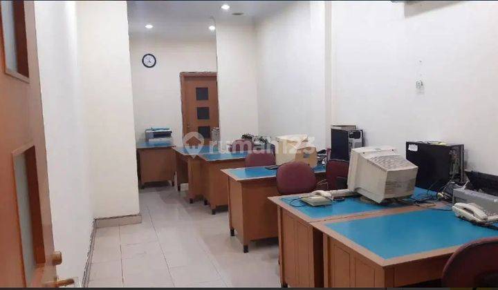 Ruko 3,5 Lantai Siap Pakai di Senopati Area, Jakarta Selatan 1