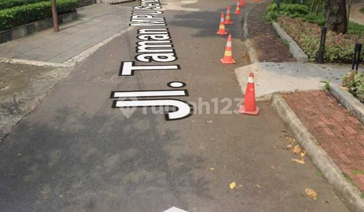 Rumah Hunian depan Taman di Senopati, Jakarta Selatan 2
