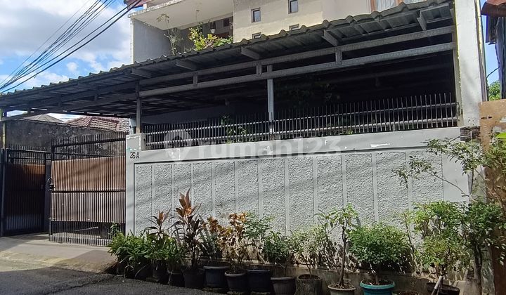 Rumah Siap Huni di Kawasan Ulujami, Jakarta Selatan Rumah Siap Huni di Kawasan Ulujami, Jakarta Selatan