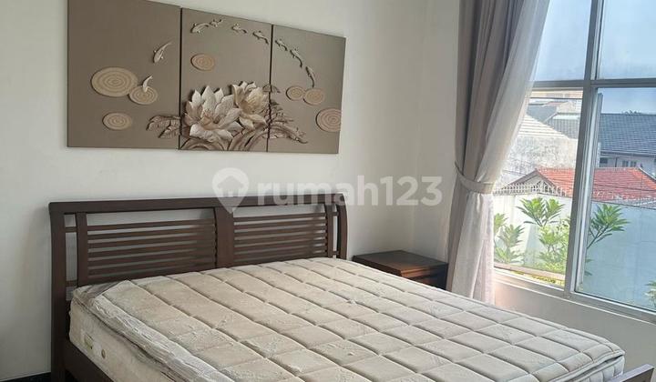 Disewakan Rumah Cuantik Dan Strategis  Dirawamangun Jakarta Timur 2