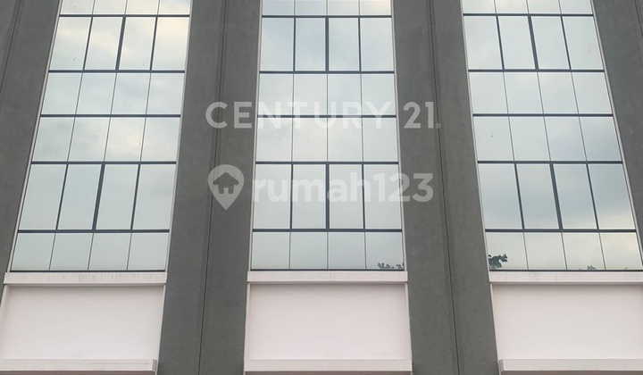 4-Story Shophouse in Sedayu City, Kelapa Gading, Next to Boulevard Road