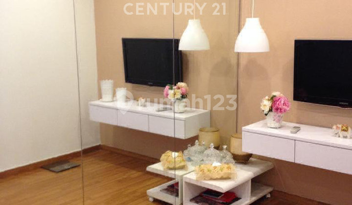 Apartment Menteng Square 2 BR 2