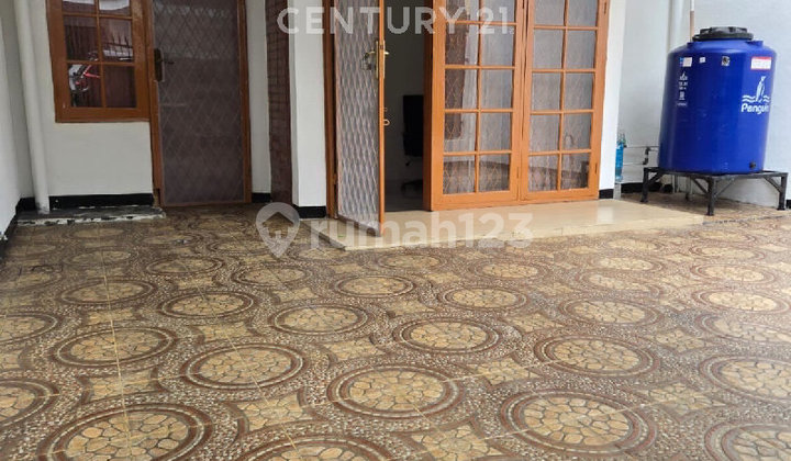 House for Rent in Pegangsaan Dua, Kelapa Gading 2