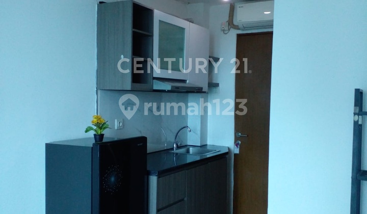 Tifolia Apartment Studio Type Full Furnished 7th Floor