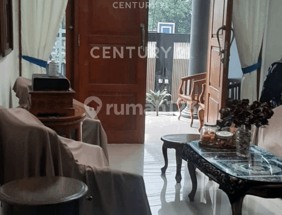 Rumah Strategis Bebas Banjir, Full Bata Merah, Jalan 3 Mobil