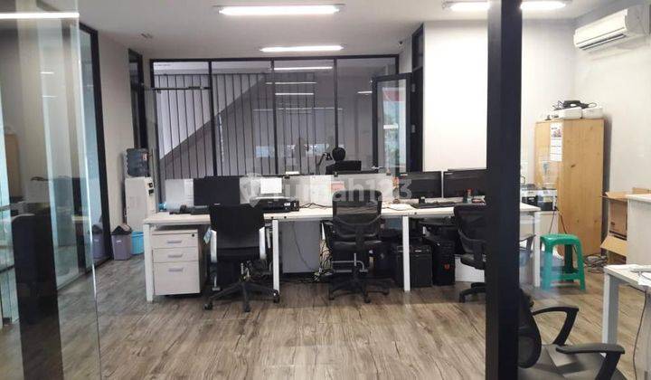 Dijual Gedung Dan Gudang Di Cengkareng Jakarta Barat. Luas Tanah 1299 M2. SHM 6