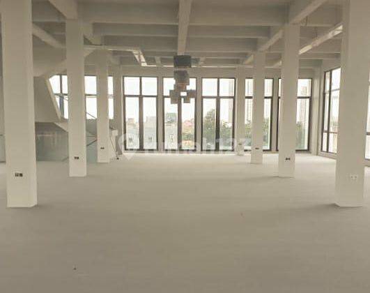 Dijual Gedung Kantor 3,5lt di Kebon Jeruk Jakbar SHM 1
