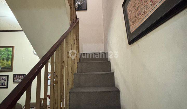 Rumah Dijual Di. Taman Kedoya Baru Kakarta Barat 2