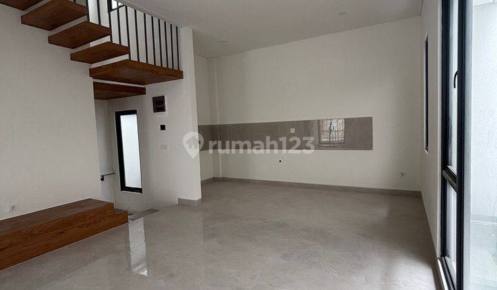 Termurah Eonna Siap Huni 3 Lantai Selangkah Ke Mall Eastvara Bsd 2