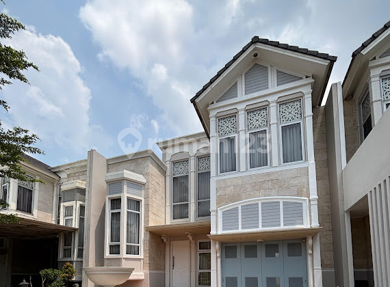 Rumah Private Pool Termurah di Greenwich Bsd