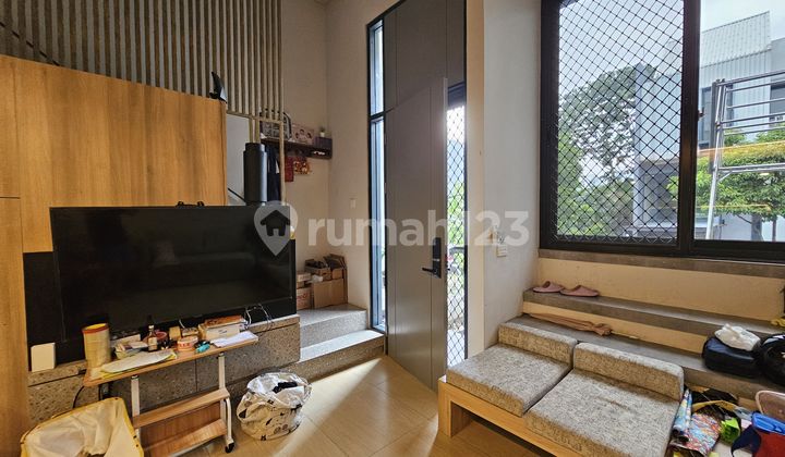 Quick Sale Fully Furnished House Suitable for Investment