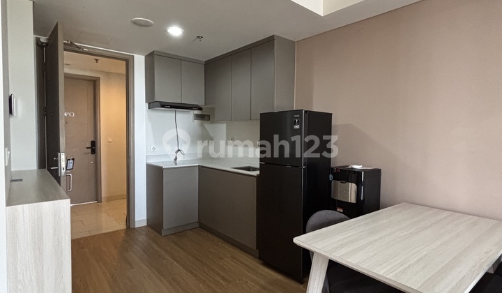 Gold Coast Pik Apartment Only 1.9 M Fully Furnished 10th Floor Beautiful View Gold Coast Pik Apartment Only 1.9 M Fully Furnished 10th Floor Beautiful View