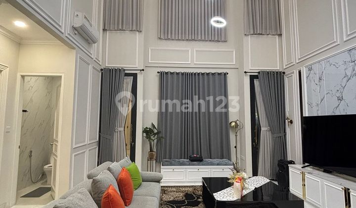 Rumah Mewah Bsd Full Furnished dengan Swimming Pool 2