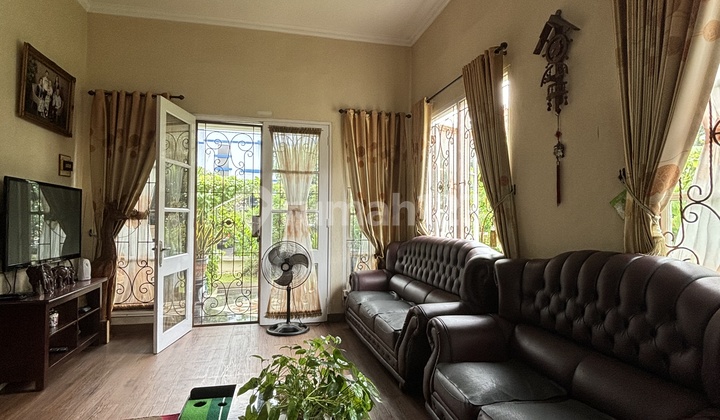 Gading Serpong with a Bandung Vibe, More Comfortable with a Private Swimming Pool. Gading Serpong with a Bandung Vibe, More Comfortable with a Private Swimming Pool.