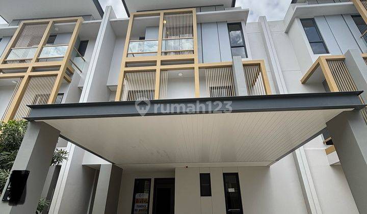 Termurah Eonna Siap Huni 3 Lantai Selangkah Ke Mall Eastvara Bsd 1