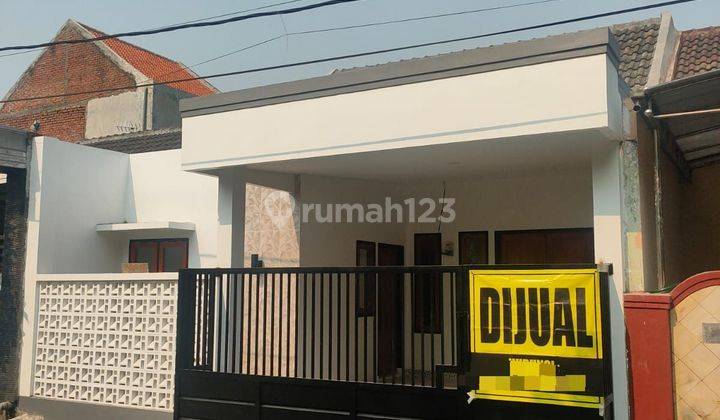 Rumah 1 lantai bersih nyaman, asri, SHM di Taman Sidorejo Krian 1