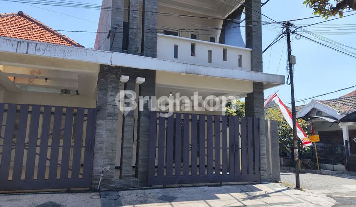 RUMAH 2 LANTAI SIAP HUNI TENGAH KOTA SIDOARJO DEKAT GOR, TOL, MALL, RS, PERTOKOAN RUMAH 2 LANTAI SIAP HUNI TENGAH KOTA SIDOARJO DEKAT GOR, TOL, MALL, RS, PERTOKOAN