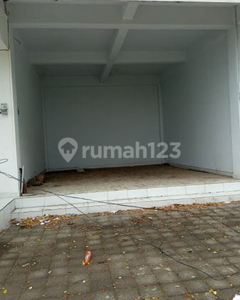 Min 2 Tahun Toko Hadap Timur Munggu Mengwi Badung