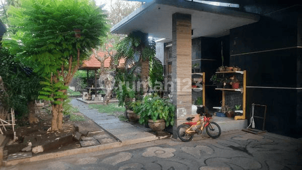 Rumah Villa Nuansa Bali 2 Lantai 4+1 Kamar Sesetan Denpasar Selatan 1