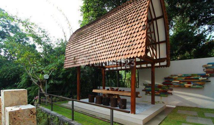 Sewa Villa 6 Kamar Fully Furnished Mewah Nyaman Gatsu Timur 3